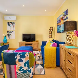 Whome Premium Family W/ Lift, Ac & Barbecue Apartment